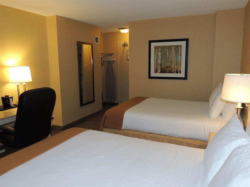 Holiday Inn Express Hamilton-Stoney Creek Exterior foto